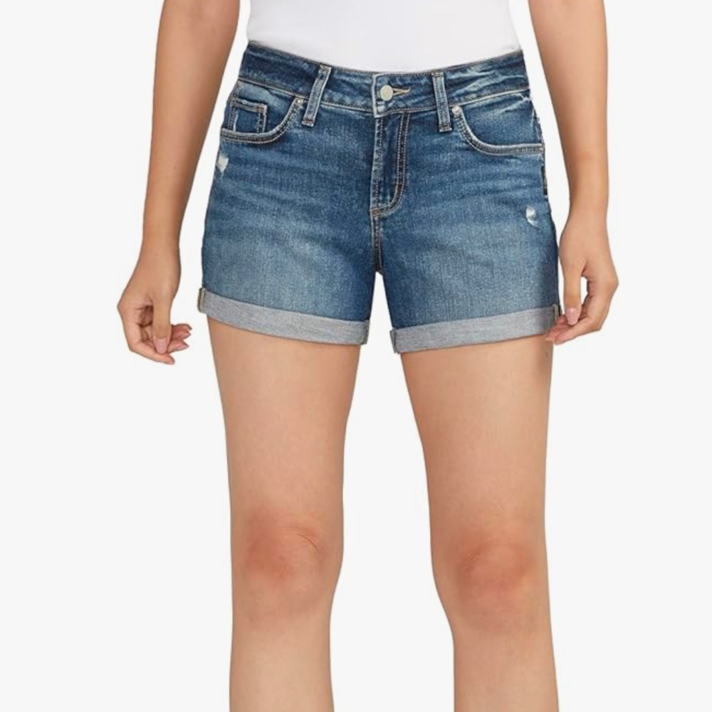 Silver Jeans Women's Suki Short Sz 30, 4” Rolled Inseam